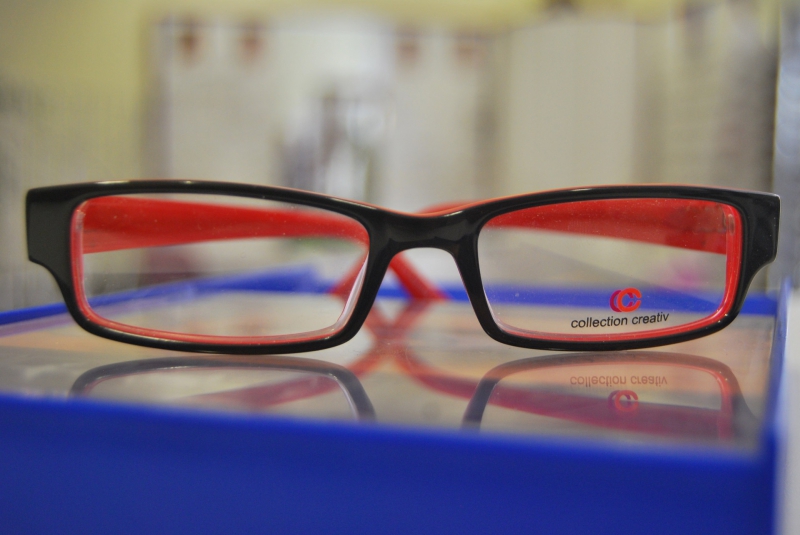 opticien-PIGNANS-min_view-sight-lens-frame-optics-spectacles-1141012-pxhere.com